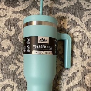 Hydrapeak Voyager 40 oz Tumbler With Handle and Straw Lid, (Sage) — BRAND NEW!!!